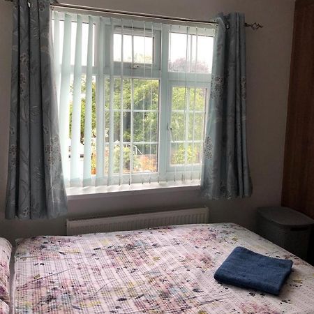House Apartamento Hounslow Exterior foto
